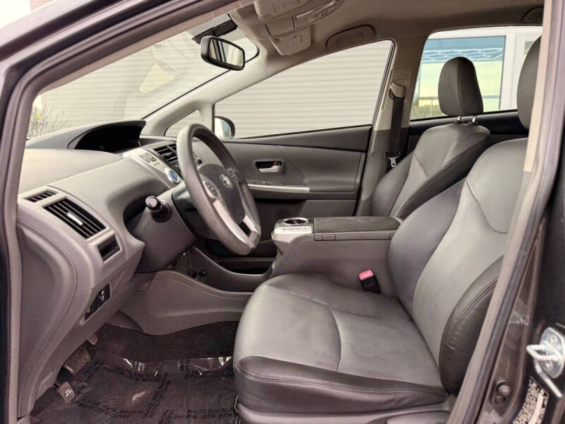 2012 Toyota Prius v Five