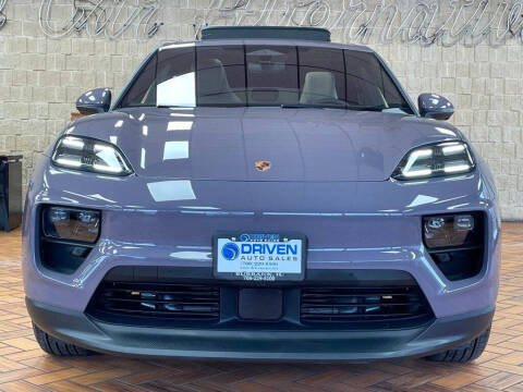 2025 Porsche Macan 4 Electric