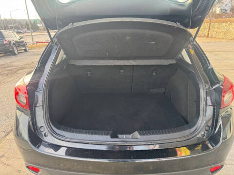 2016 Mazda MAZDA3 i Sport