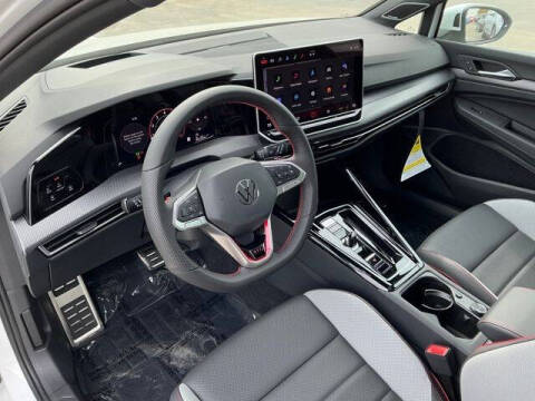 2025 Volkswagen Golf GTI Autobahn