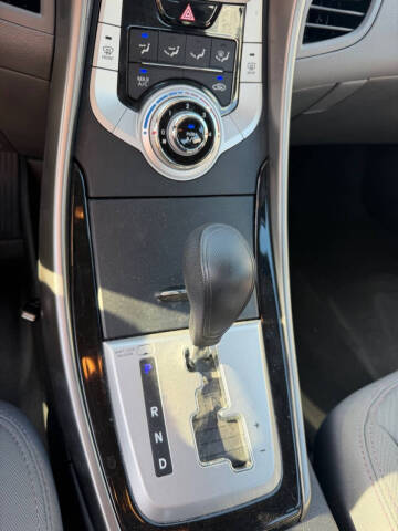 2012 Hyundai Elantra GLS