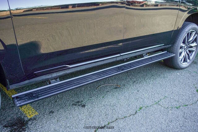 2023 Cadillac Escalade ESV Sport Platinum