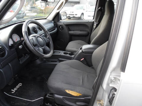 2004 Jeep Liberty Sport