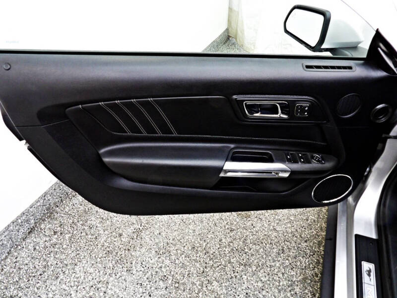 2015 Ford Mustang EcoBoost Premium