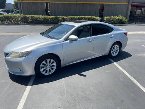 2013 Lexus ES 300h