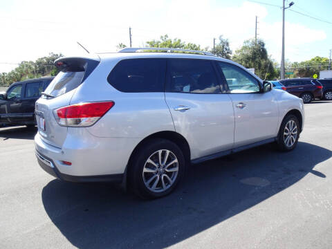 2014 Nissan Pathfinder S