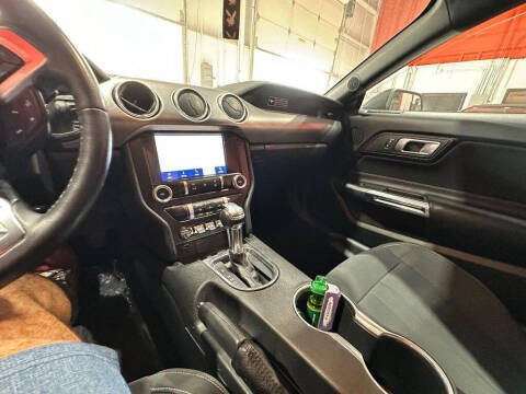 2020 Ford Mustang EcoBoost