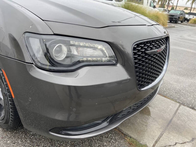 2023 Chrysler 300 S V6
