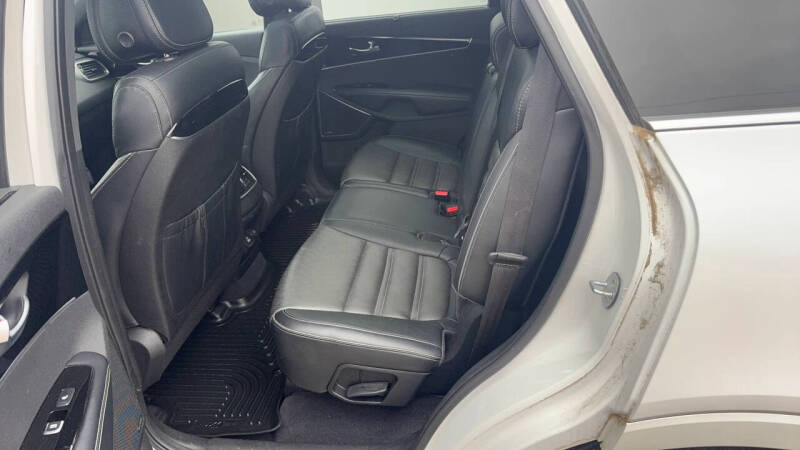 2016 Kia Sorento SX Limited V6