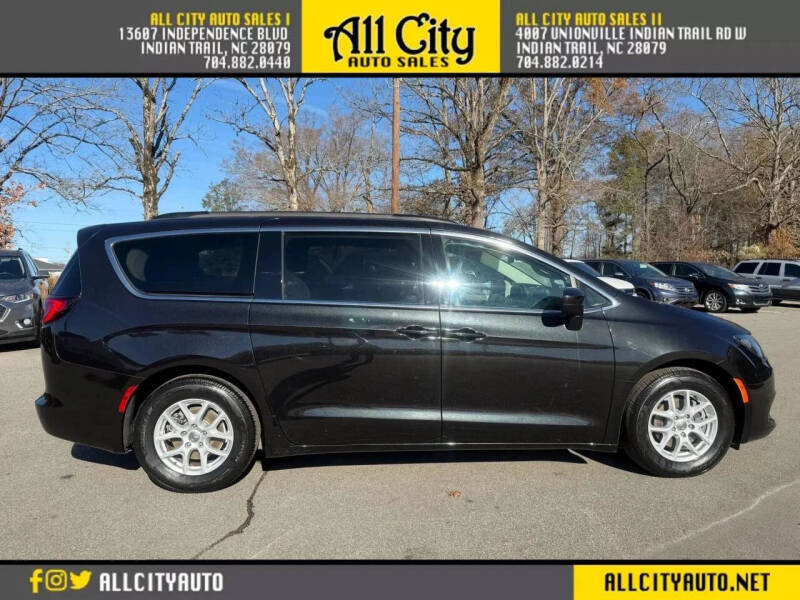2020 Chrysler Voyager LXi