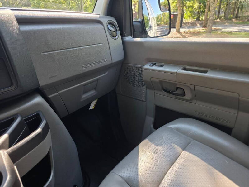 2013 Ford E-Series E-150
