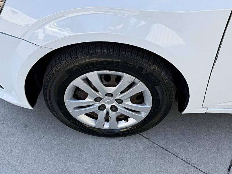 2020 Chevrolet Sonic LS