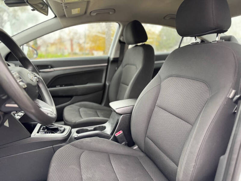 2020 Hyundai Elantra