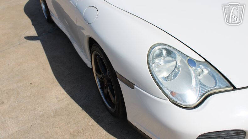 2003 Porsche 911