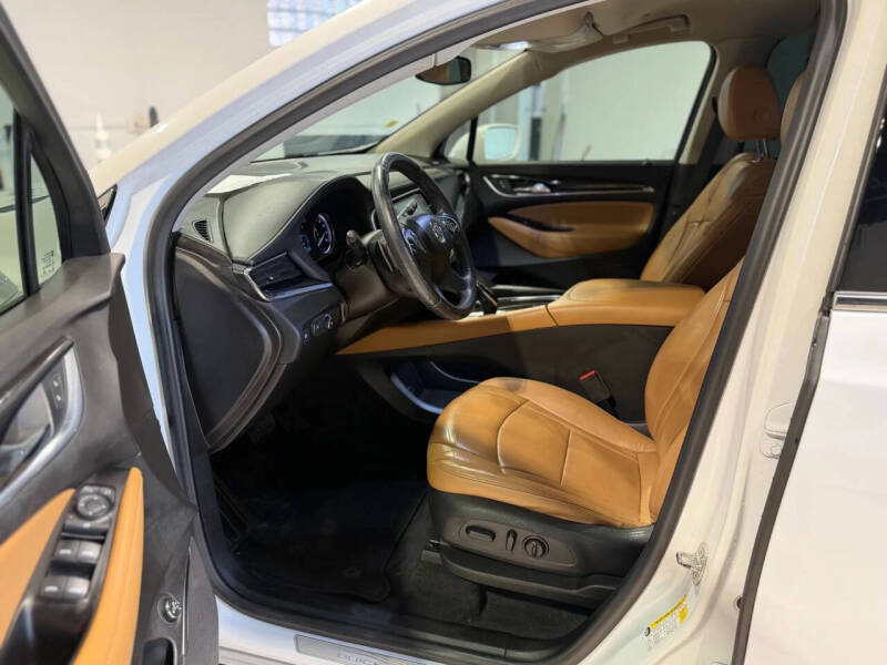 2018 Buick Enclave Essence