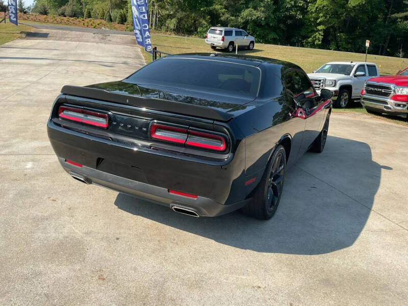 2021 Dodge Challenger SXT