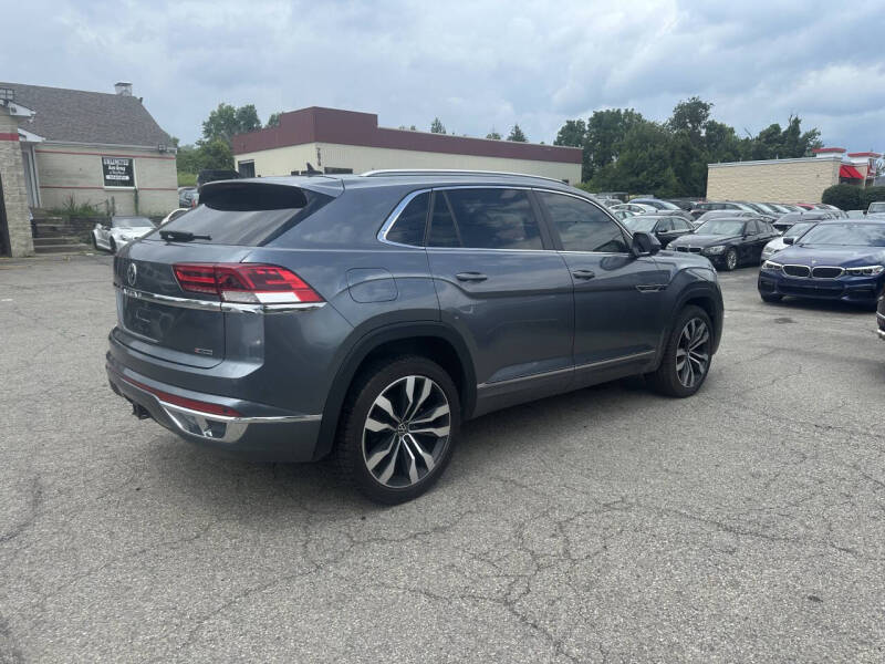 2020 Volkswagen Atlas Cross Sport V6 SEL R-Line 4Motion