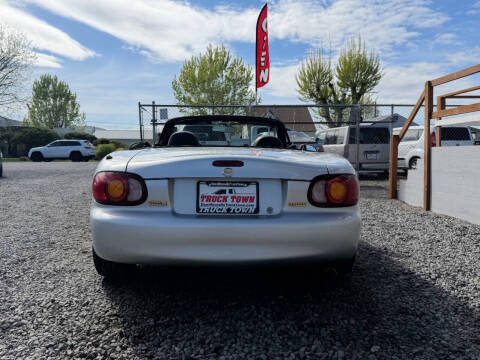 1999 Mazda MX-5 Miata