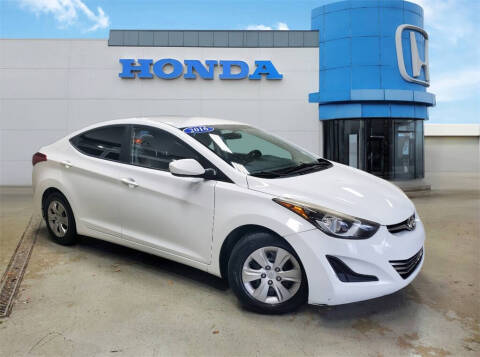 2016 Hyundai Elantra SE