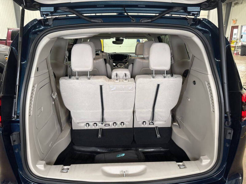 2021 Chrysler Pacifica Hybrid Touring L