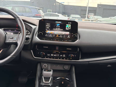 2023 Nissan Rogue SL