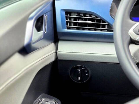 2024 Volkswagen Taos SE 4Motion