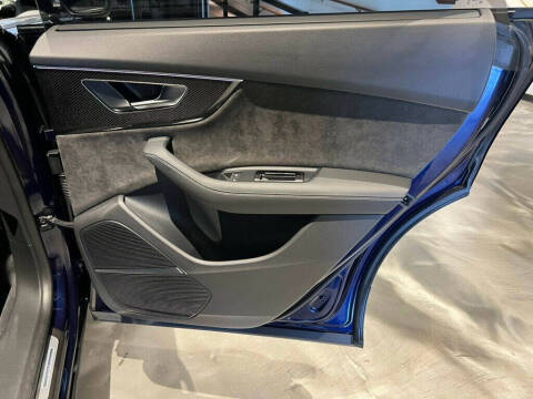 2022 Audi SQ8 4.0T quattro Prestige