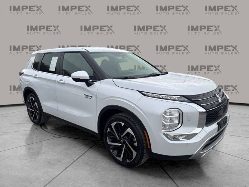 2023 Mitsubishi Outlander PHEV SE
