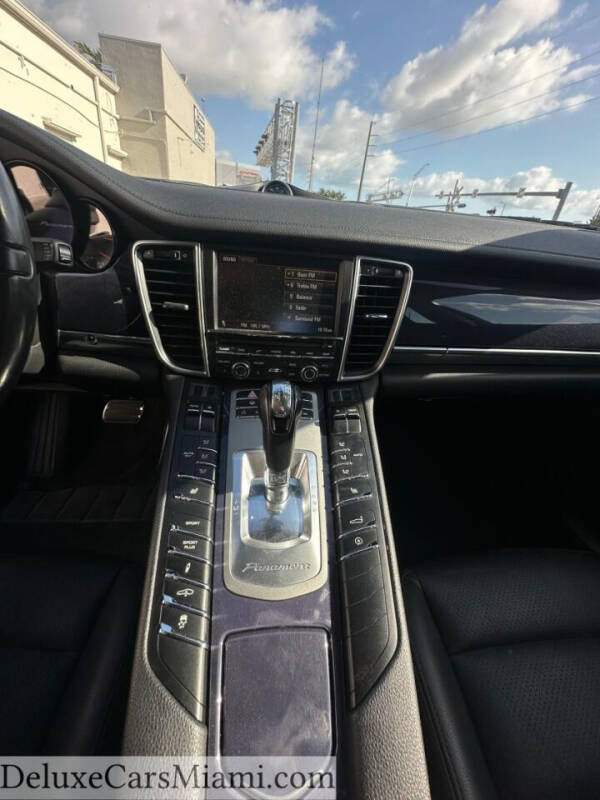 2011 Porsche Panamera