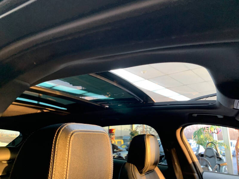 2017 Jaguar F-PACE 35t R-Sport