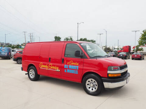 2014 Chevrolet Express Cargo for sale at SIMOTES MOTORS in Minooka IL