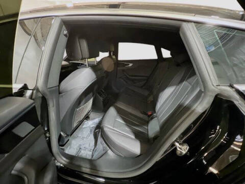 2022 Audi A5 Sportback quattro S line Premium 45 TFSI