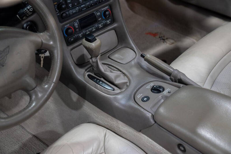 2003 Chevrolet Corvette