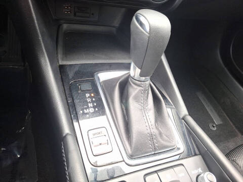 2017 Mazda MAZDA3 Sport