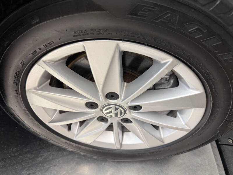 2015 Volkswagen Golf TSI SE