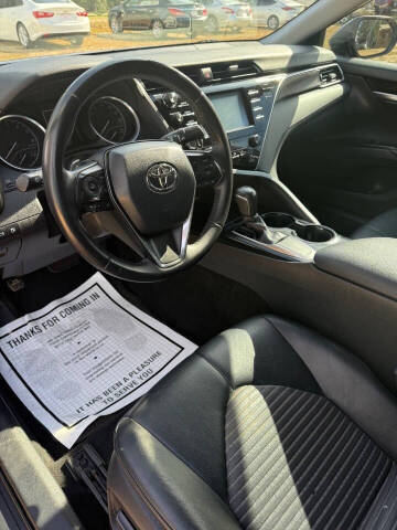 2018 Toyota Camry SE