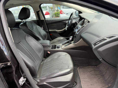 2012 Ford Focus SEL