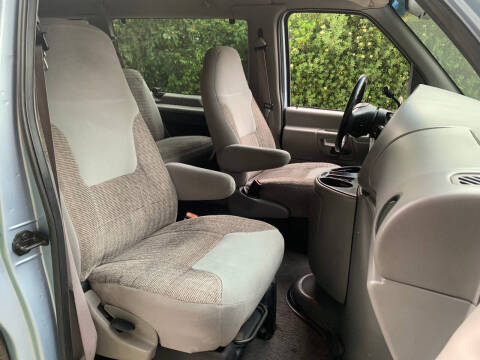 1999 Ford E-350 XLT SD