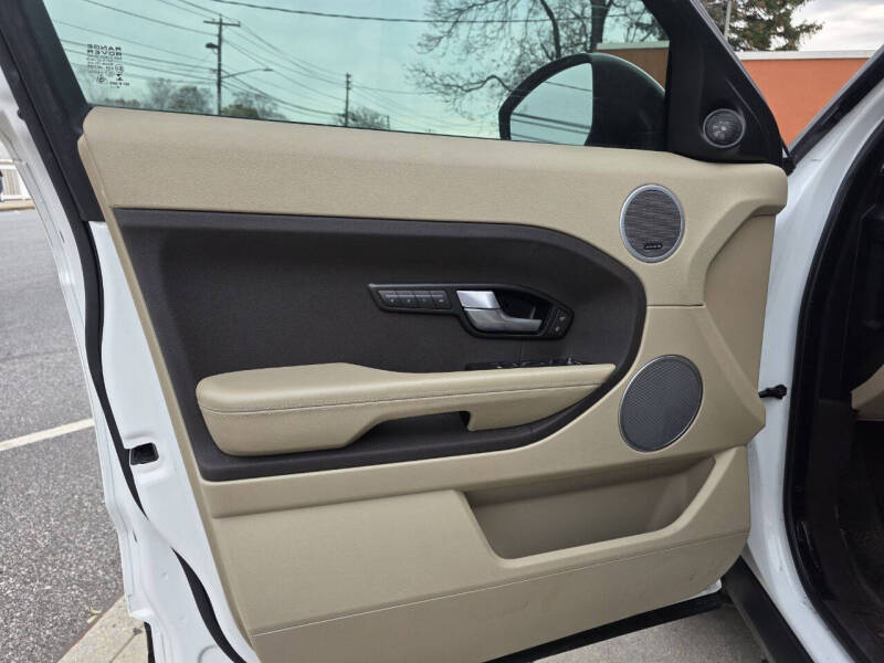 2014 Land Rover Range Rover Evoque Pure Premium