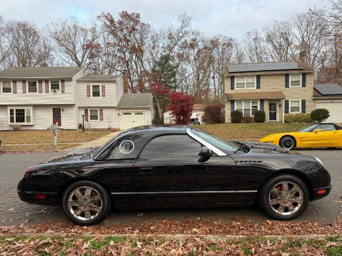 2002 Ford Thunderbird