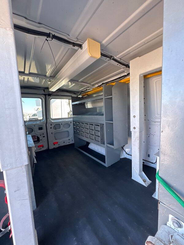 2011 Ford E-Series E-350 SD