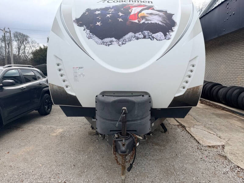 2017 Coachmen RV Freedom Express