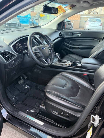2017 Ford Edge Titanium