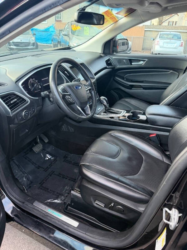 2017 Ford Edge Titanium