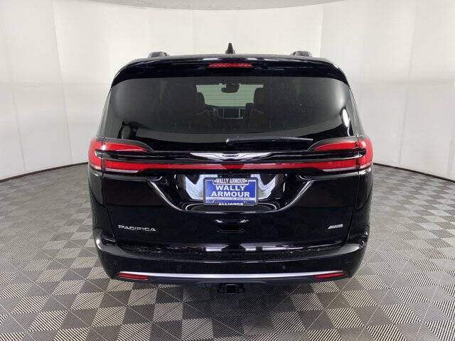 2026 Chrysler Pacifica Pinnacle