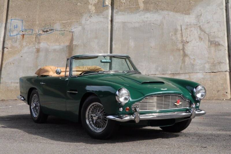 1962 Aston Martin DB4C for sale at Gullwing Motor Cars Inc in Astoria NY