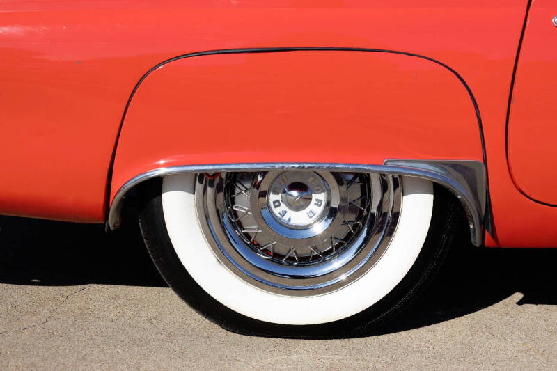 1956 Ford Thunderbird