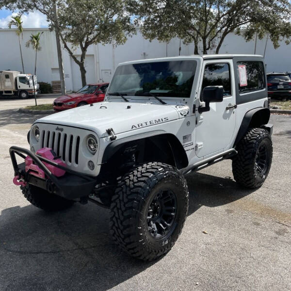 2014 Jeep Wrangler for sale at Kellam Premium Auto LLC in Lenoir City TN