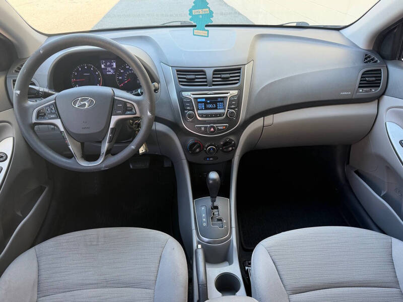 2017 Hyundai Accent Value Edition