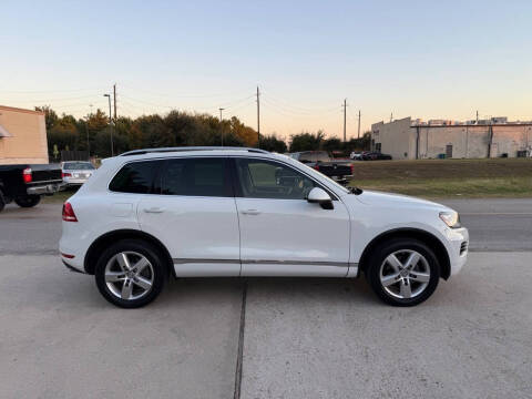 2013 Volkswagen Touareg TDI Lux